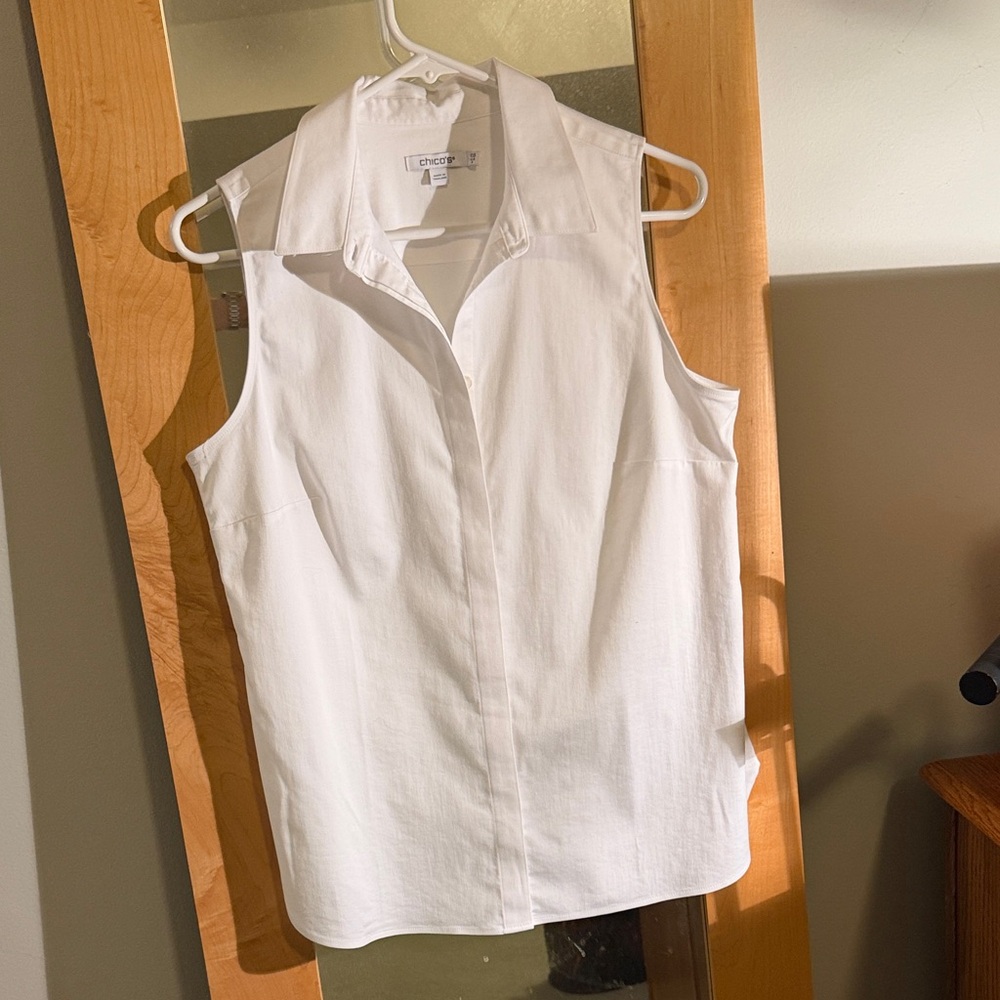 Chico's Classic White No Iron Sleeveless Blouse